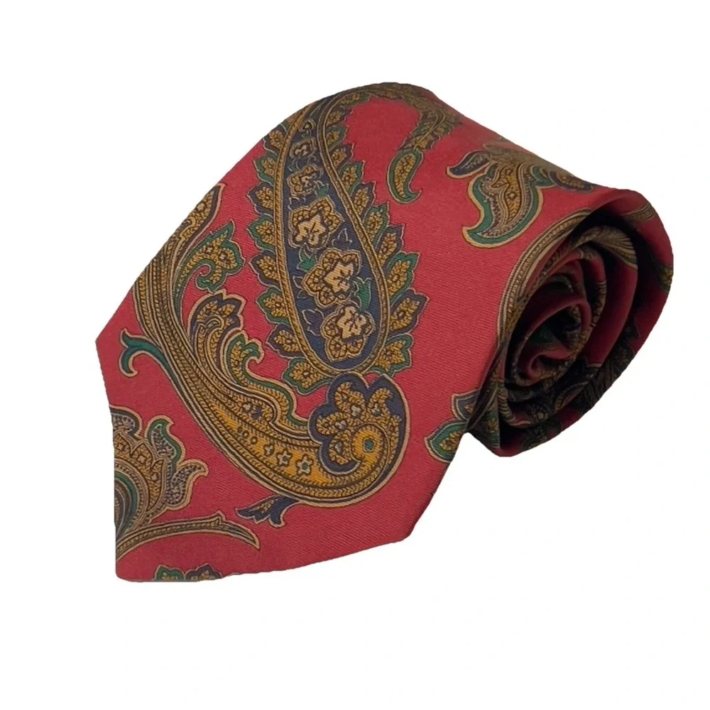 Tommy Hilfiger Necktie Men OS Red Excellent Silk Paisley Printed in Italy USA